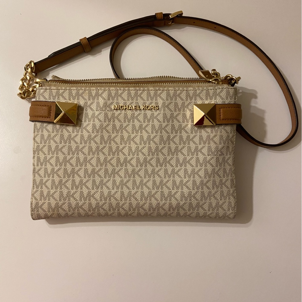 Michael Kors Crossbody Purse